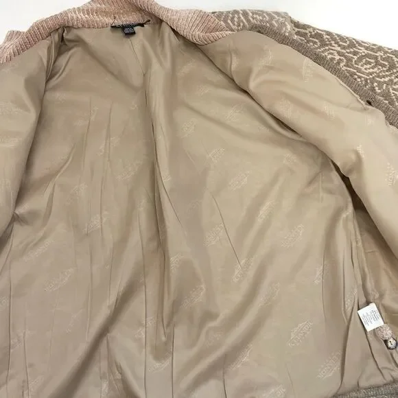 Icelandic Design wool blend button up jacket - Picture 9 of 16